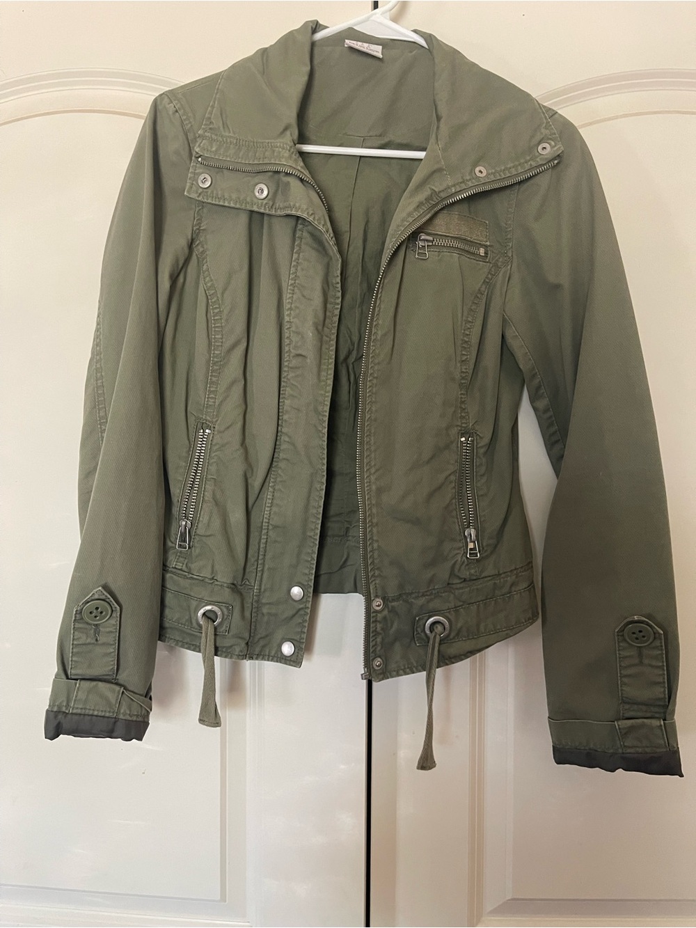 Olive Green Women's Utility Jacket - Lightweight Casual Coat